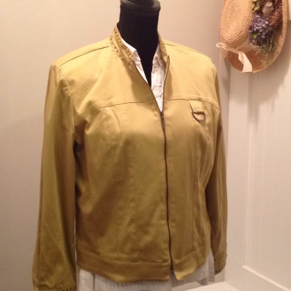 City Girl Lime studded Jacket - Picture 2 of 7